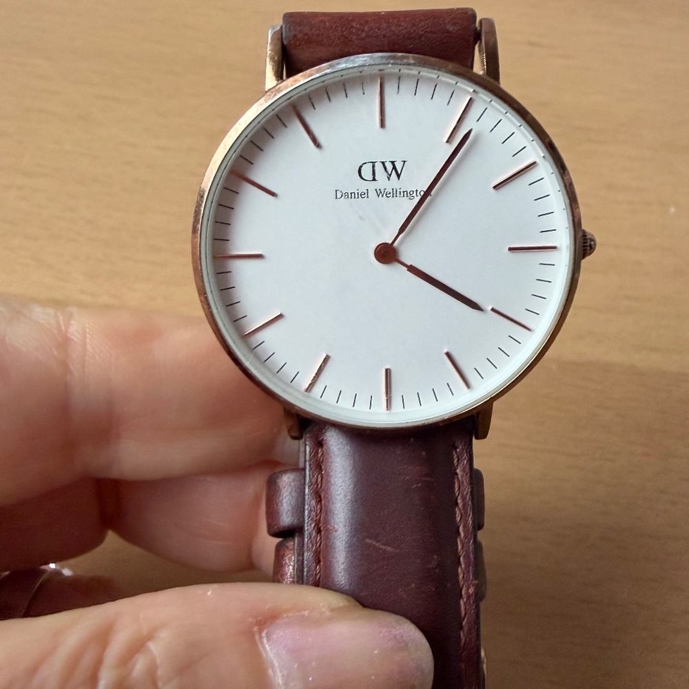 Daniel Wellington Mens Watch Classic Bristol Rose Gold Tone Brown Strap